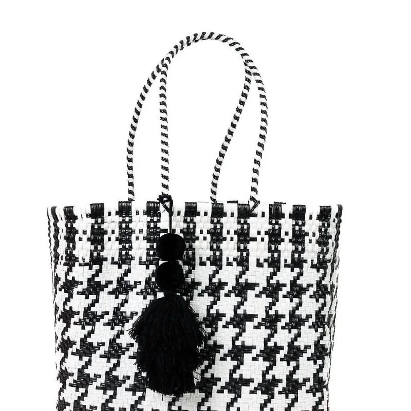 Women's Houndstooth Playera Tote Bag In Black/white