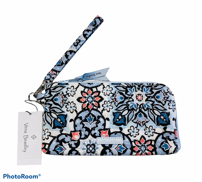 Wristlet By Vera Bradley