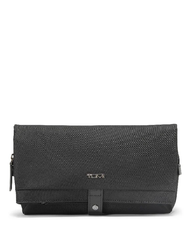 VOYAGEUR Blake Cosmetic Pouch - Black/Gunmetal